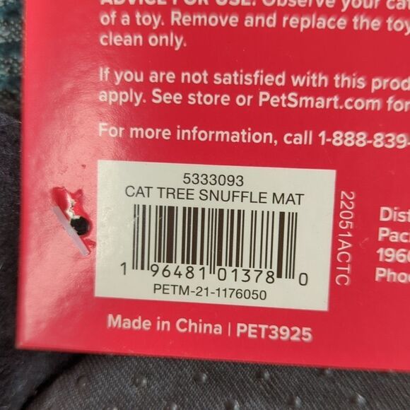 Kitty Snuffle Mat For Hunt And Seek! Kitty Christmas! - Picture 9 of 9